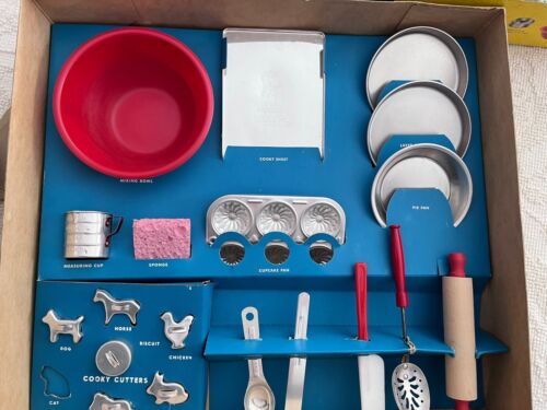 Kit de horneado Betty Crocker Junior 1953 estado raro - Imagen 3 de 13