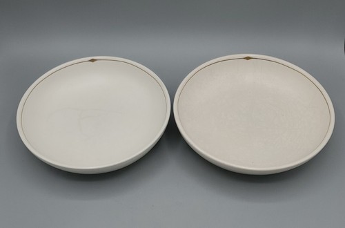 2 AMY HAMLEY Magenta cereal soup Bowls Stoneware Ivory Gold  - Picture 1 of 5