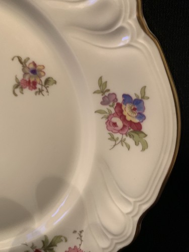 Antique ELFENBEIN ROSENTHAL VIKTORIA 7.5” Salad Plates Set of 2 EUC - Picture 5 of 7