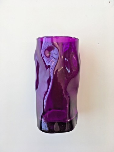 Jarrón de vidrio púrpura curvo taza de vidrio púrpura - Imagen 6 de 11