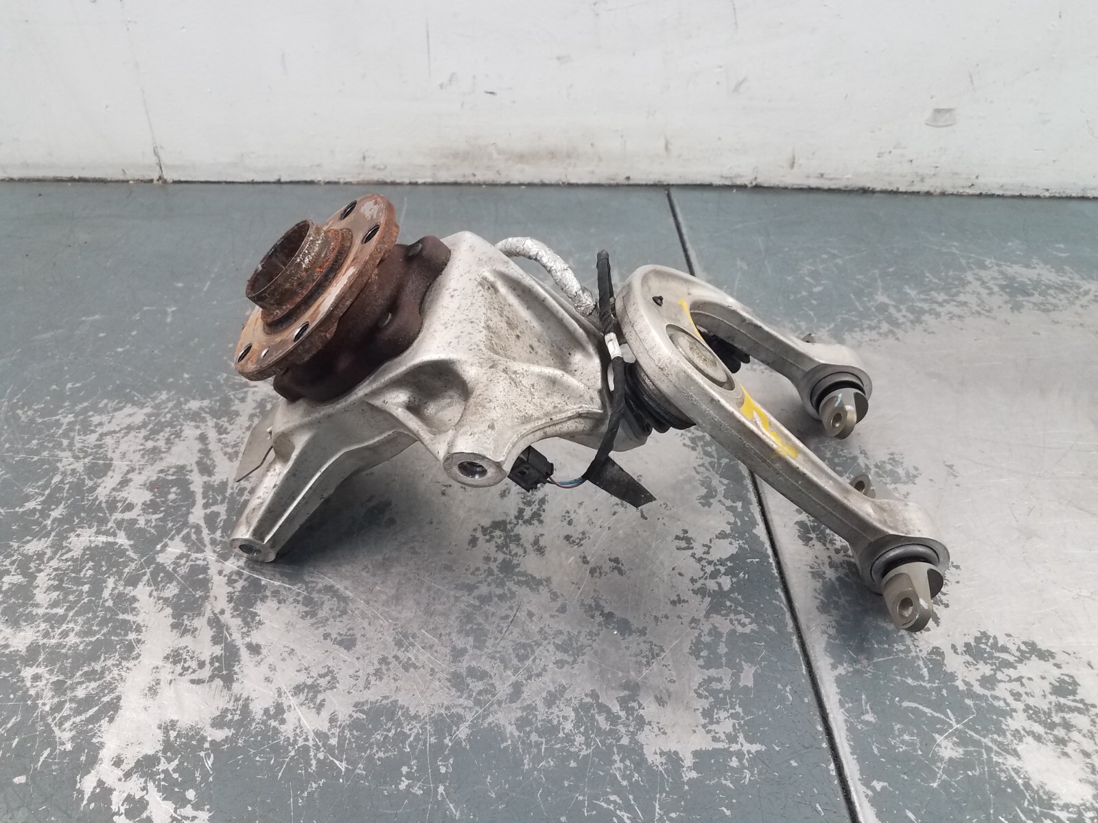 2021 McLaren 765LT Left Front Hub Knuckle #5537 C7