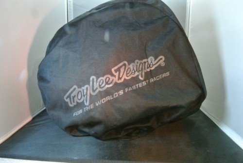 Troy Lee Designs SE4 Helmet - Picture 2 of 8
