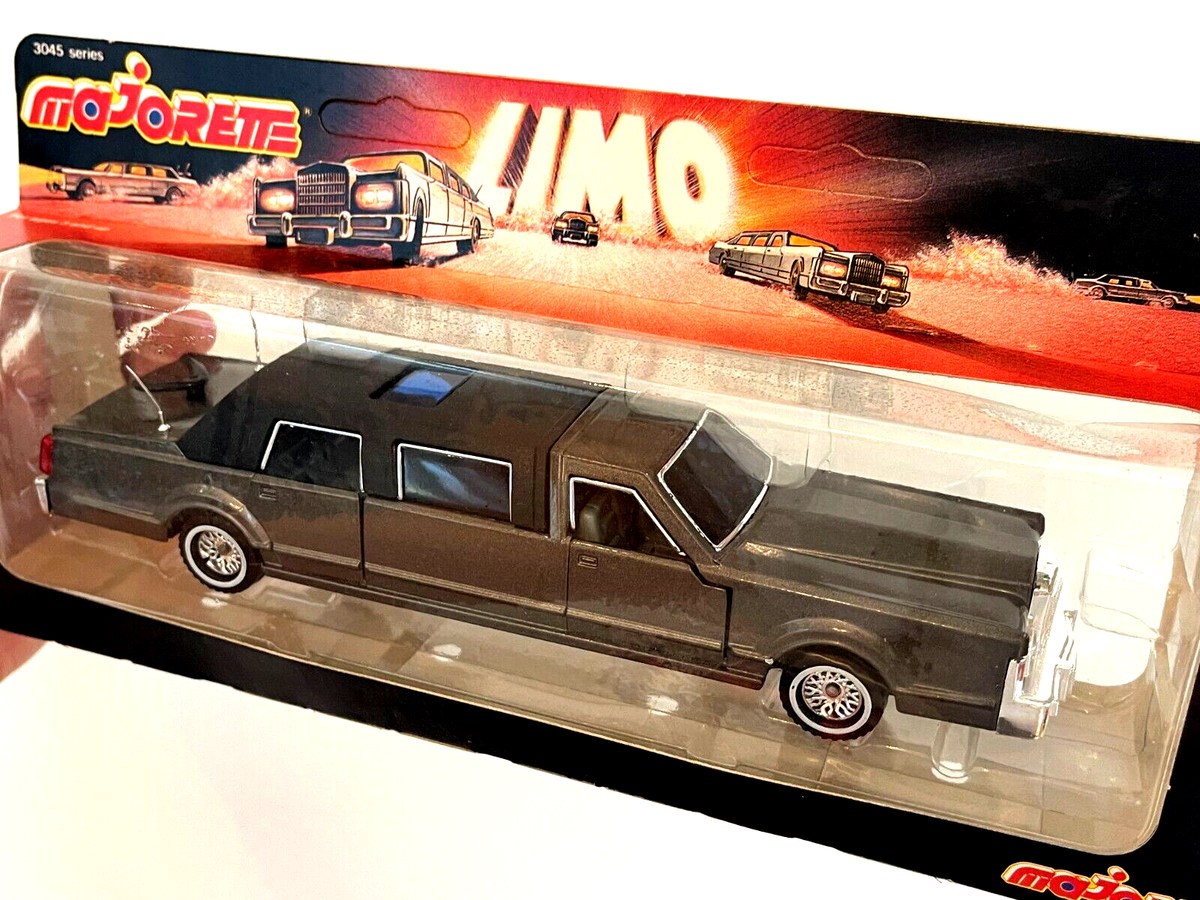 Majorette Vintage 1/32 Rare LIMOUSINE W/ 4 OPENing DORS