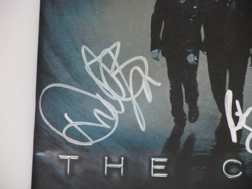 BON JOVI x 4 Hand Signed 2010/11 Official Tour Programme  Australia  - Picture 3 of 5