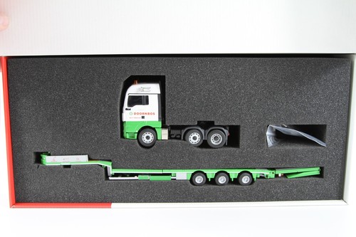 Conrad Models I Nooteboom Semi Low Loader on MAN TGX - XL (1:50) I "Doornbos" - Picture 10 of 10