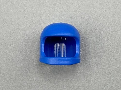 LEGO Lotto di 1 Classic Space - Solo Casco Minifigure Blu (con fossette visiera) - Foto 2 di 5