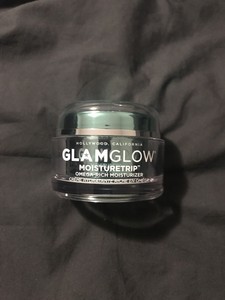 glamglow moisturetrip omega rich