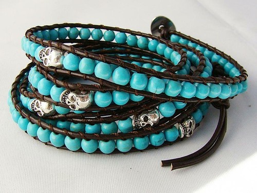 5 Wickelarmband 4 mm TÜRKIS Perlen, 8 mm Schädel Perlen Leder Mode Armband - Bild 2 von 3