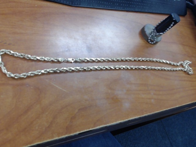 Picture 2 of 4