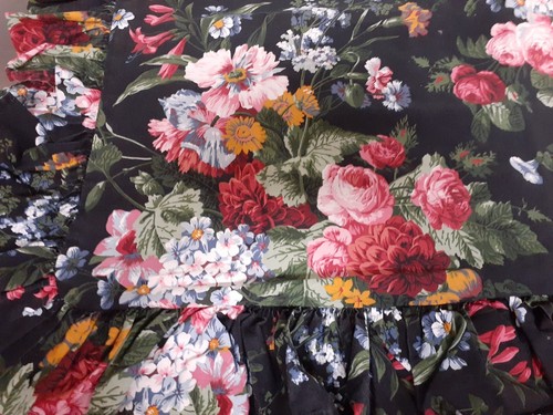 Ralph Lauren Isadora Standard Ruffled Pillow Sham-A+ Condition-Black Floral - Picture 9 of 10