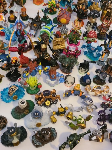 Skylanders Figuren, Zubehör alle verschieden Lot 2 Portale und 5 XBOX 360 Spiele - Bild 11 von 12