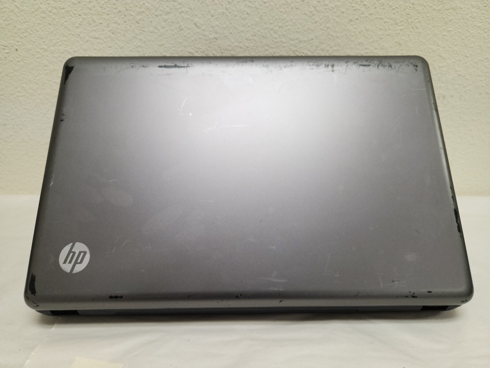 HP 2000-428DX | 320GB HDD | 4GB RAM | AMD E-450 1.65GHz | 15.6" | WIN7 | OFFICE - Picture 3 of 10
