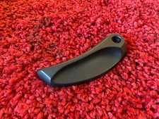 BMW F01 F10 F13 HOOD RELEASE UNLOCK HANDLE LEVER ARM HOLDER BRACKET OEM 77K /B