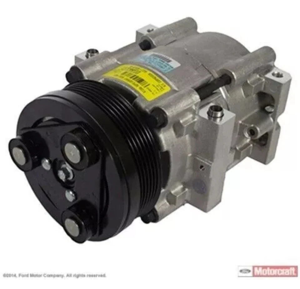 Compressor e embreagem Motorcraft YCC-335 A/C para '92-'02 Escort e '92-99 Tracer - Imagem 2 de 3