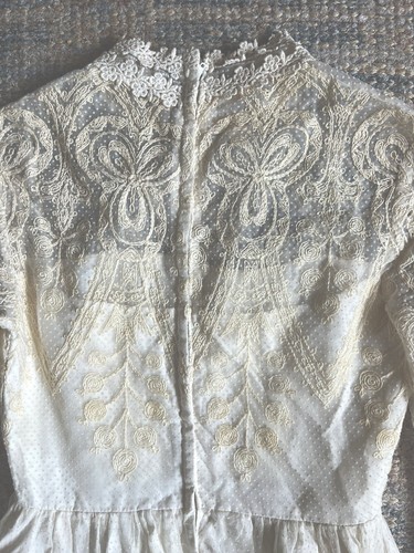 Vintage handgefertigtes viktorianisches Hochzeitskleid aus Elfenbeinspitze XS - Bild 7 von 12