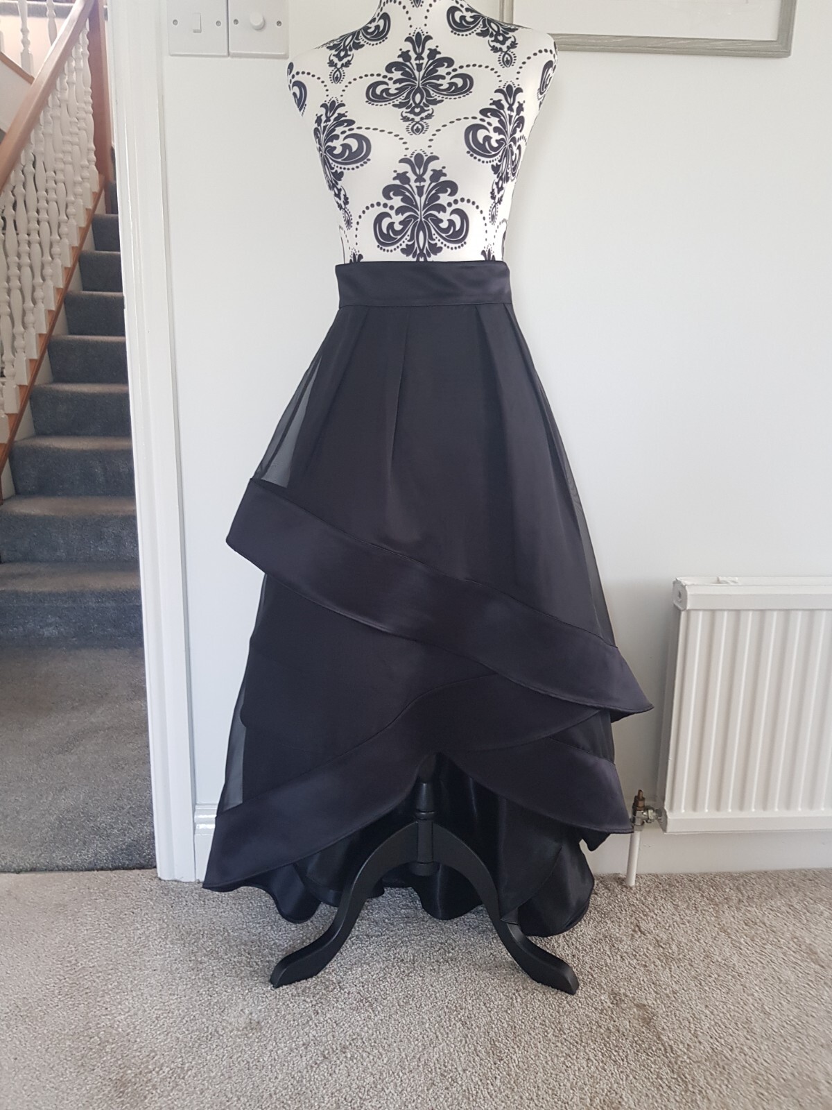 Picture 1 of 4