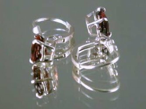 925 Sterling Silver Leverback Earrings, Mozambique Garnet, SE007 - Picture 4 of 4