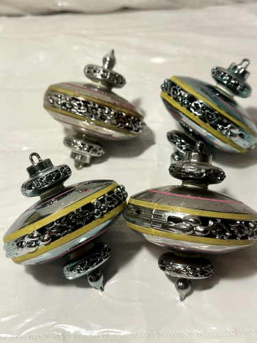 4 Vtg MCM Spaceship/UFO Bradford Plastic Xmas Ornaments Pink/Silver/Blue/Yellow - Picture 5 of 7