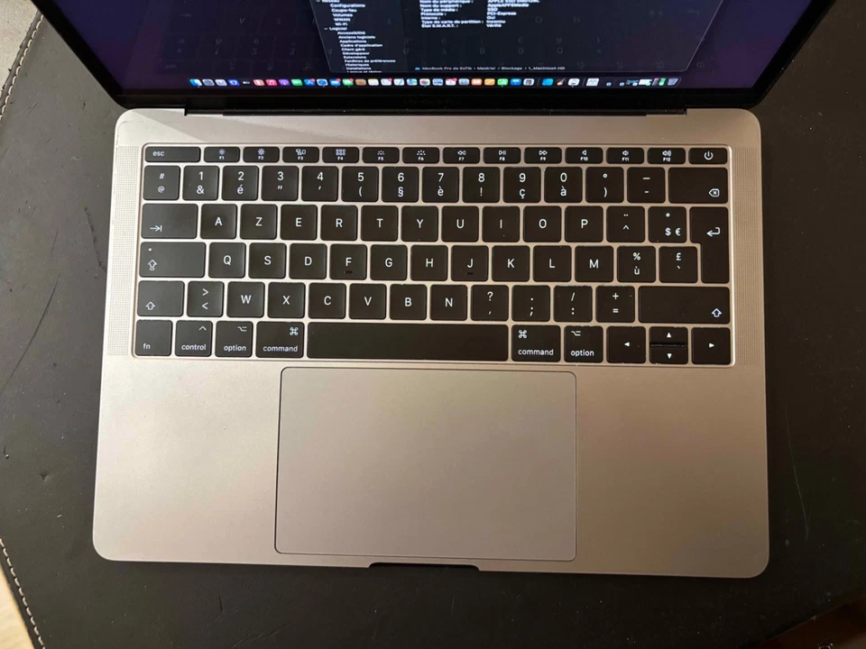 Apple MacBook Pro 13" 2017 · i5 · 8GB · 128GB, photo 4 sur 5