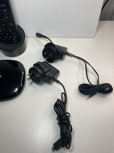 Logitech Harmony Elite Universal Remote Control with Hub & Accessories - Bild 4 von 6