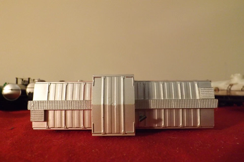 HO Scale Walthers Trainline, Caboose, Santa Fe ATSF, Red, #999734 - Image 3 of 4