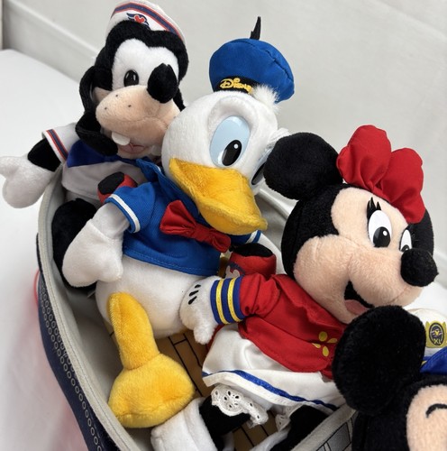 Vintage Disney Cruise Line Ship with FOUR Plush Crew Mickey Minnie Donald Goofy - Picture 3 of 9