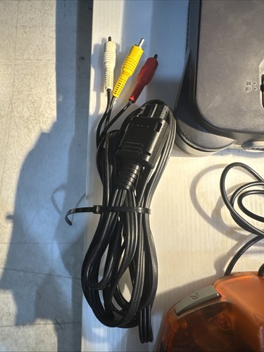 Nintendo 64 System Charcoal Gray Home Console System - Picture 5 of 12