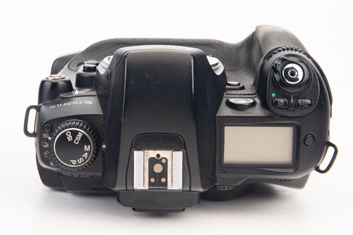 Fujifilm FinePix S S3 Pro 12.9MP Digital SLR Camera Nikon F Mount V26 - Picture 4 of 7