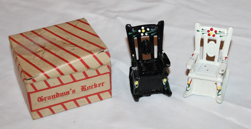 NOS Vintage Gusseisen Salz & Pfefferstreuer Omas Rakete NEUWERTIG!!!! - Bild 1 von 8