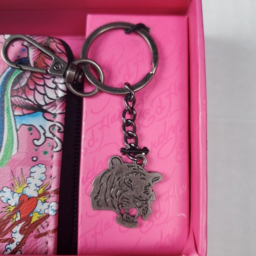 Cartera y llavero Ed Hardy para mujer rosa con cremallera alrededor Y2K nuevo en caja calavera de tigre koi - Imagen 4 de 10