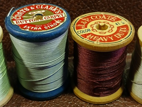 15 Heavy Duty-Button&Carpet-6-4-3 Cord-Poly Bond Thread 1 NEW 14 PARTIAL SPOOLS - Picture 11 of 24