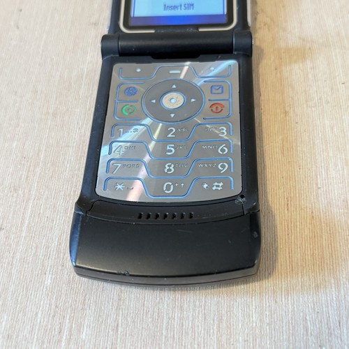 Teléfono Motorola RAZR V3 Negro Abatible “SIN PROBAR” Enciende con Cargador Compra Como Está Leer Negro - Imagen 6 de 12