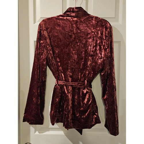 ModCloth Crushed Velvet Wrap Blazer Women's M Burgundy Wine Belt Jacket Holiday - Picture 6 of 6