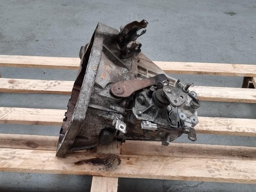 TOYOTA AYGO MK2 AY2 14-22 1.0L PETROL 5 SPEED MANUAL GEARBOX 303000H060 49K - Picture 2 of 12