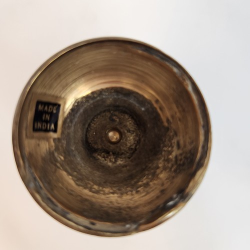 Messing Kerzenständer 4er Set verschiedene Höhen Stile Indien Patina verziert - Bild 10 von 24