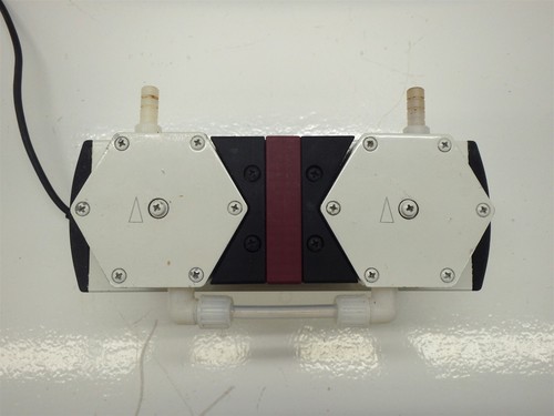 KNF Neuberger Edwards PM13194-8103 Laboratory Vacuum Pump - Picture 7 of 9