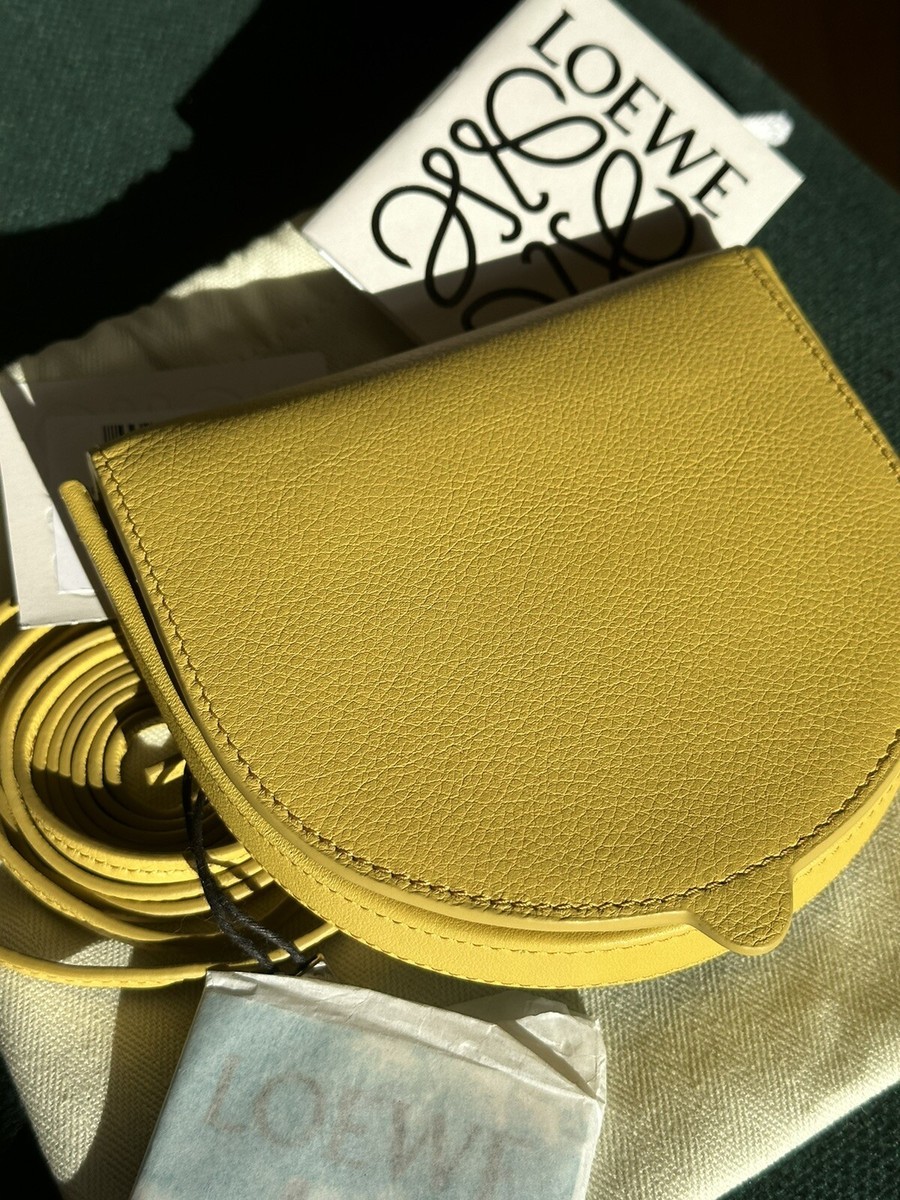 Heel bag shop loewe
