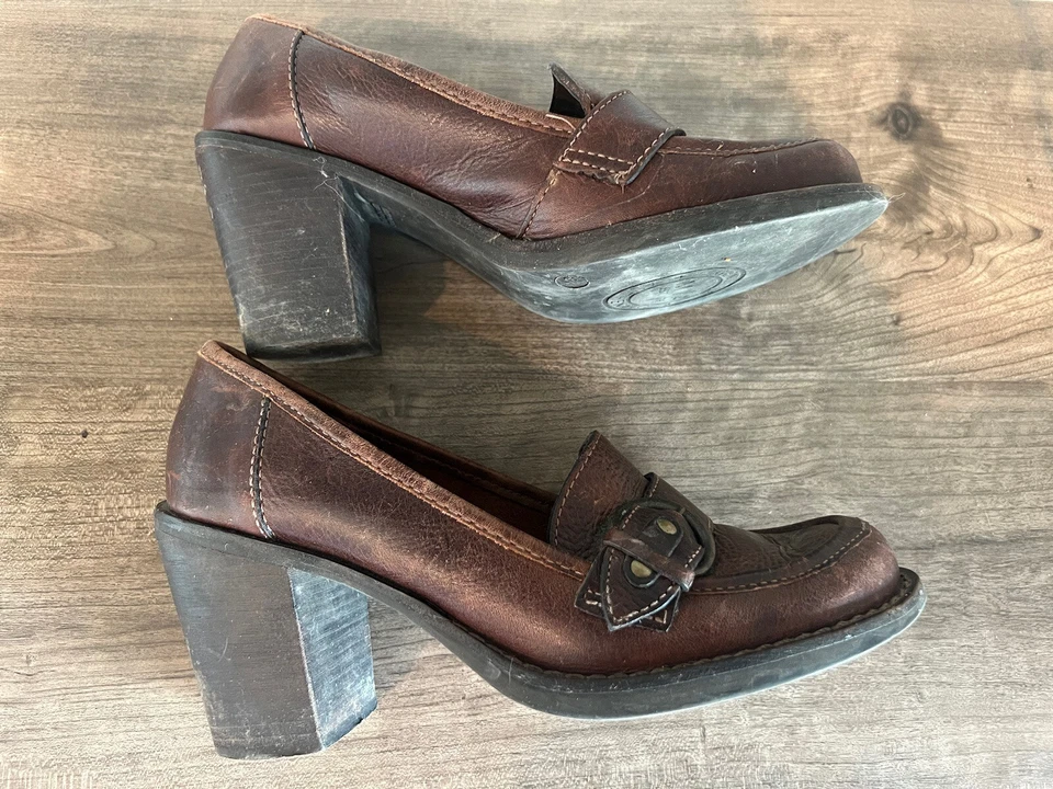 Mocassim Mia Chunky Marrom 3,5" Salto Fivela Couro Mary Janes Feminino 8 EUA - Imagem 2 de 4