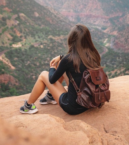 Wombat “Outback” Luxury Soft Oiled rugged Brown Leather Backpack Rucksack New - Picture 2 of 9