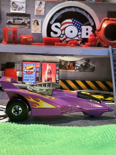 Hot Wheels Blackwalls 1984 XT-3 Vehicle 1:64 NM Condition Purple Rocket Car - Picture 4 of 8