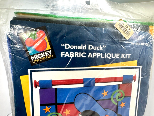 Disney Donald Duck Caron International Fabric Applique Kit DF3002 18 x 18 Felt - Picture 2 of 8