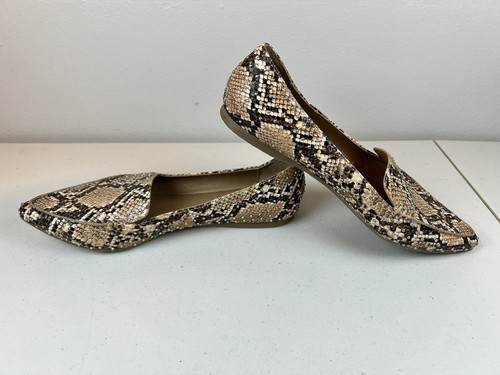 STEVE MADDEN Feather-S Tan Snake Slip On Pointed Toe Studded Flats Size 6.5M - Picture 10 of 16