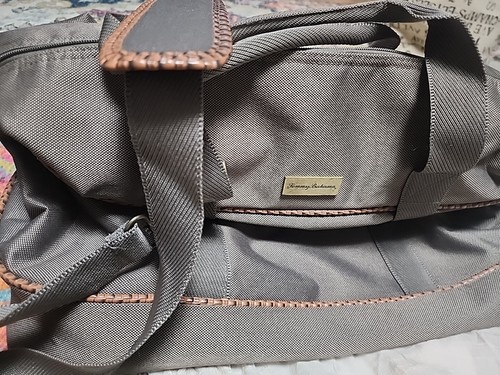 Tommy Bahama Mojito Twist Duffle Overnight Bag Vacation Travel Gym Carry-on - Picture 20 of 22