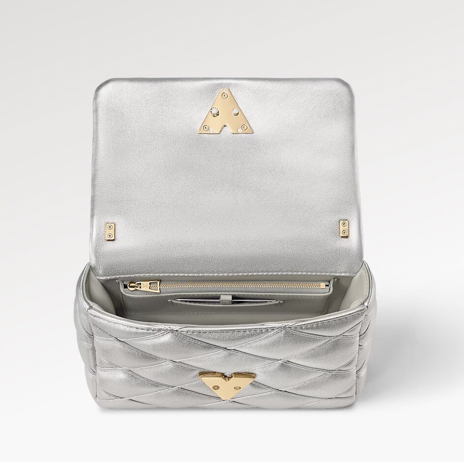NIB Louis Vuitton Go-14 MM Silver M25107 Limited Edition NIB Louis Vuitton Go-14 MM Silver M25107 Limited Edition