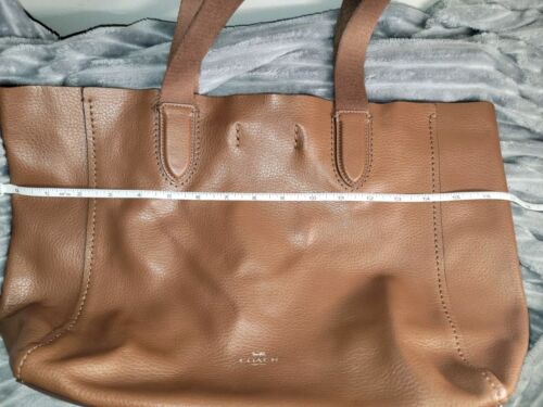 Coach Derby Tasche Pebble Leder Schultertasche in Braun NrA1992-F58660 - Bild 12 von 15