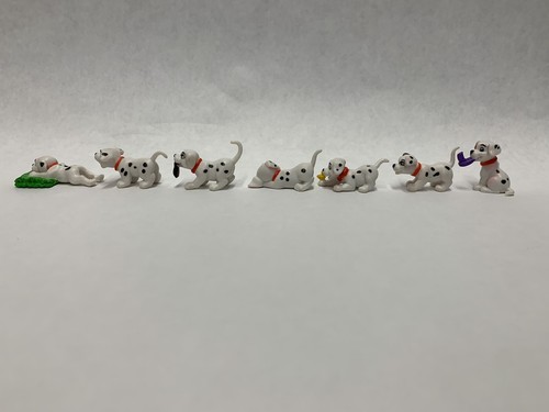 Vintage Disney 101 Dalmatians Lot of 14 Mini Figures Toys & Beds Cake Toppers #1 - Picture 5 of 17