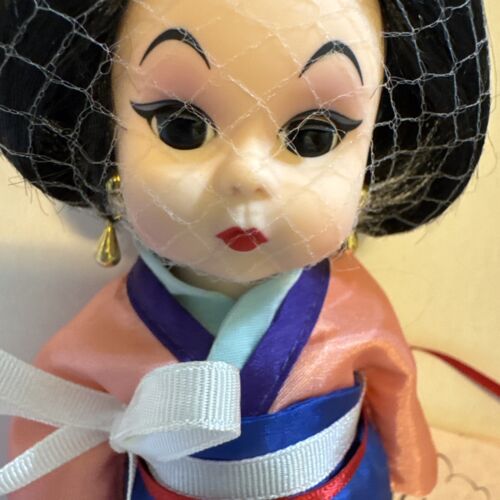 NEW 2002 MADAME ALEXANDER MULAN - Asian Disney Princess And Dragon Set # 36260 - Picture 2 of 8