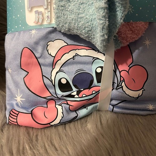 Disney Stitch Set Pigiama 3 Pezzi Donna Taglia Media (8-10) Blu Pigiama Pjs Calzini - Foto 5 di 7