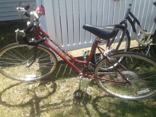 10 spd road bike Huffy Tiempo 26inch - Picture 2 of 2