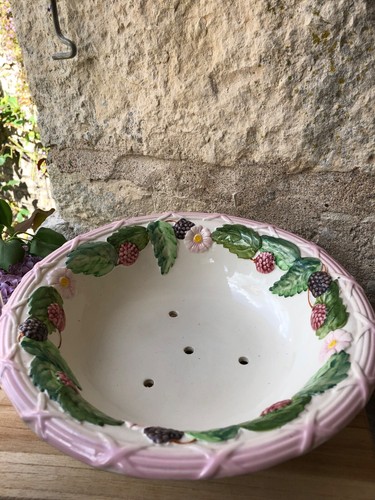 Vintage French Strawberry Berry Strainer Bowl – Hand-Painted Ceramic Fruit Bowl - Picture 4 of 7
